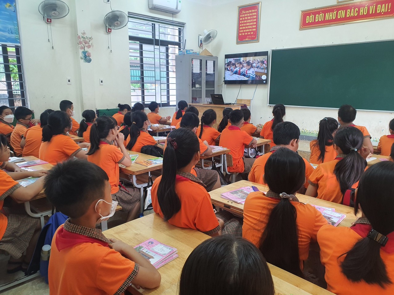 KHỞI ĐỘNG CHÀO MỪNG NĂM HỌC MỚI - HOẠT ĐỘNG CHUYÊN MÔN THÁNG 8/2023